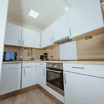 Immostay - Modern & Wifi *